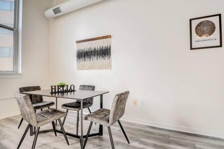 Cozysuites - 2Br With Direct Skybridge Access #5 인디애나폴리스 외부 사진