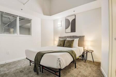 Cozysuites - 2Br With Direct Skybridge Access #5 인디애나폴리스 외부 사진